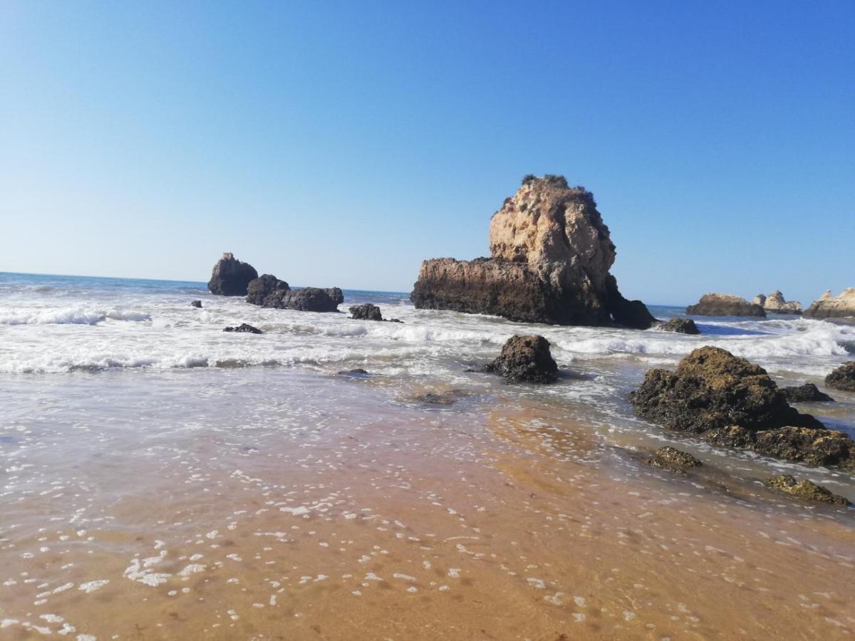 Rocha Praia Mar Beach Front Line Bay Портиман Экстерьер фото